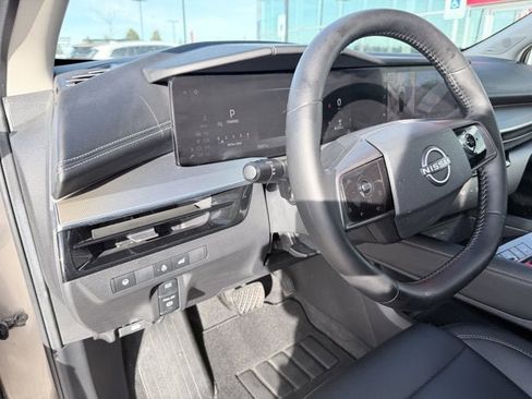 Certified 2025 Nissan Murano SL image 16