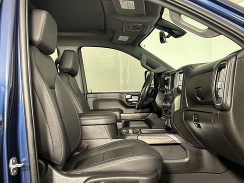 Used 2021 Chevrolet Silverado 2500 LTZ w/ LTZ Plus Package image 11