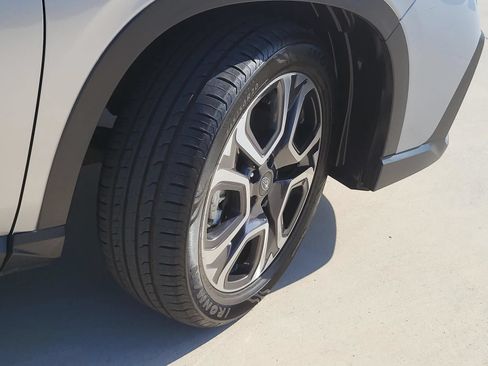 Used 2023 Subaru Ascent Touring AWD/4WD image 6