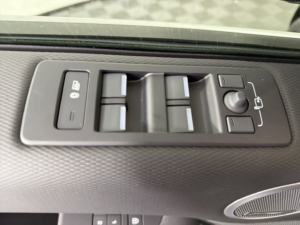 New 2026 Land Rover Discovery Limited Edition AWD/4WD image 27