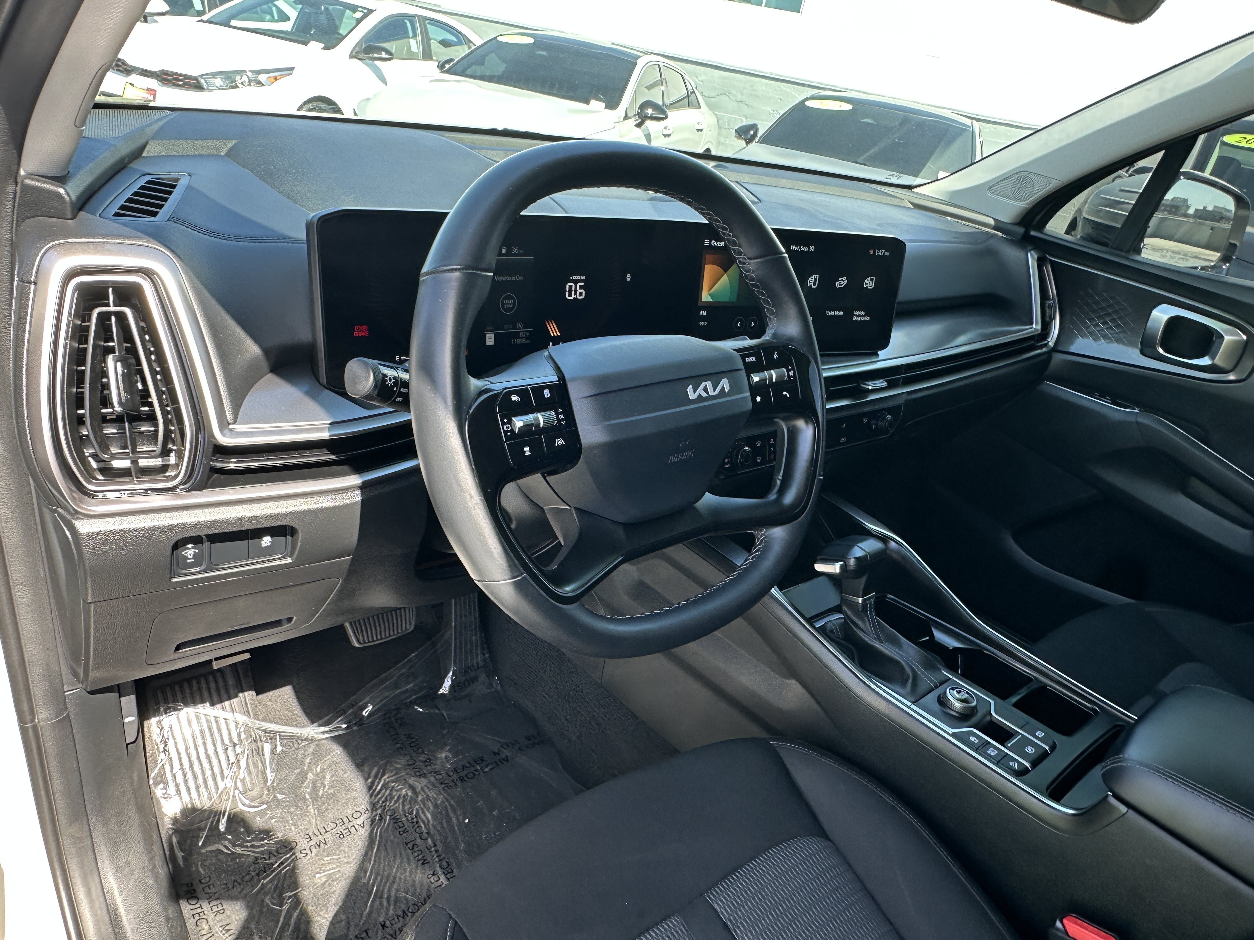 Used 2026 Kia Sorento LX FWD image 23