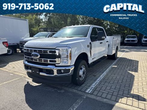 New 2026 Ford F350 XL w/ XL Chrome Package AWD/4WD image 5
