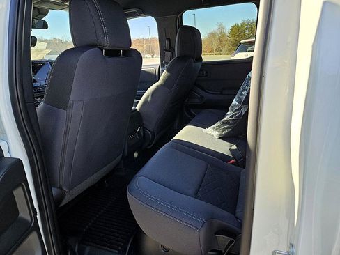 New 2026 Nissan Frontier SV image 8