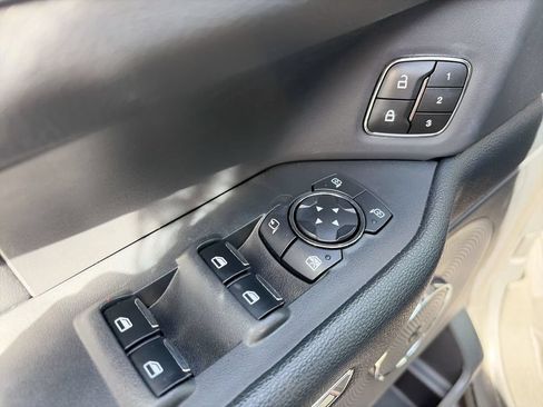 Used 2023 Ford Expedition Limited RWD image 16
