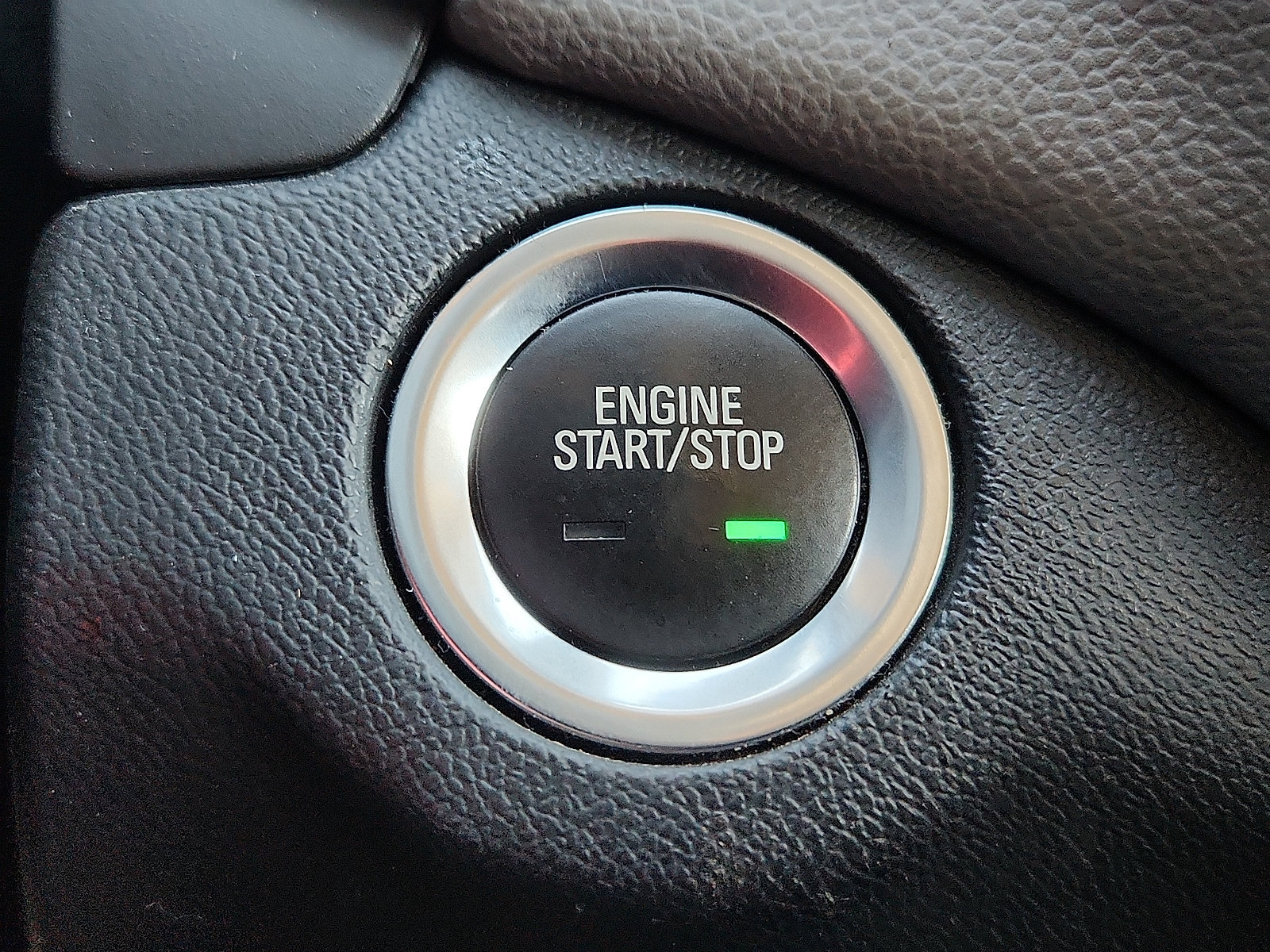 Used 2024 Chevrolet Equinox LS w/ LS Convenience Package FWD image 20