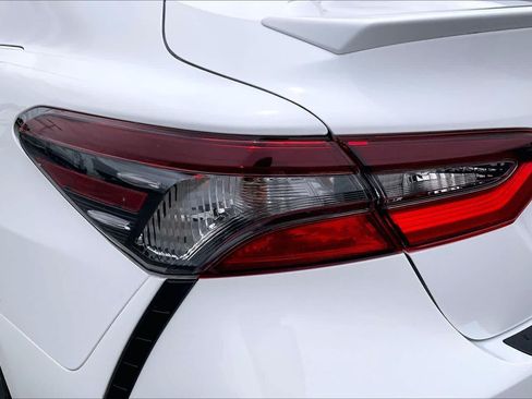 Used 2024 Toyota Camry SE w/ Convenience Package FWD image 29