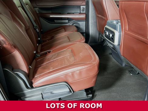 Used 2024 Ford Expedition Max Limited AWD/4WD image 24