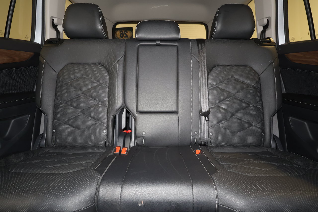 Used 2026 Volkswagen Atlas SE AWD/4WD image 30