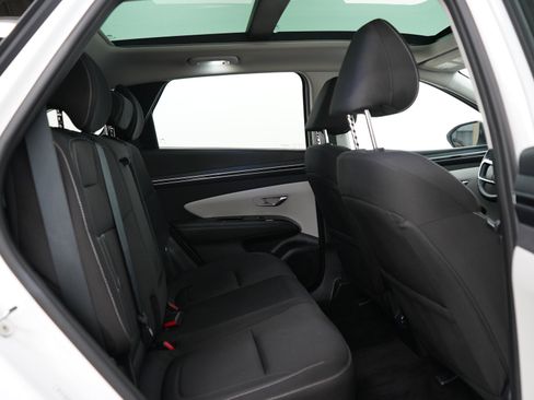 Certified 2022 Hyundai Tucson SEL w/ Cargo Package AWD/4WD image 12