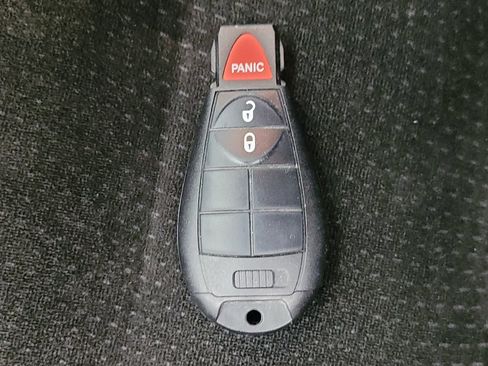 Used 2017 Dodge Grand Caravan SE w/ Power Window Group FWD image 32