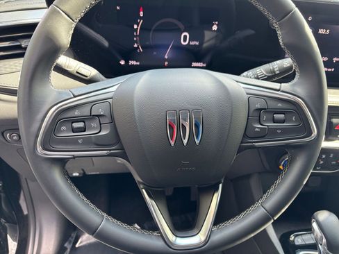 Used 2025 Buick Encore GX Preferred FWD image 47