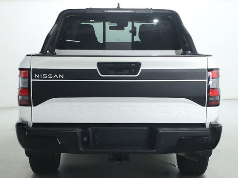 Certified 2024 Nissan Frontier SV w/ Hardbody Edition AWD/4WD image 40