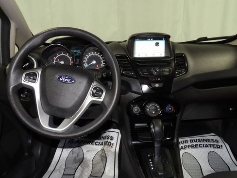 Used 2019 Ford Fiesta SE w/ Equipment Group 201A FWD image 11