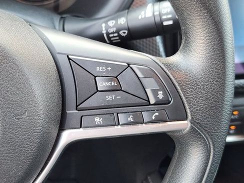 Used 2023 Nissan Kicks SV FWD image 28