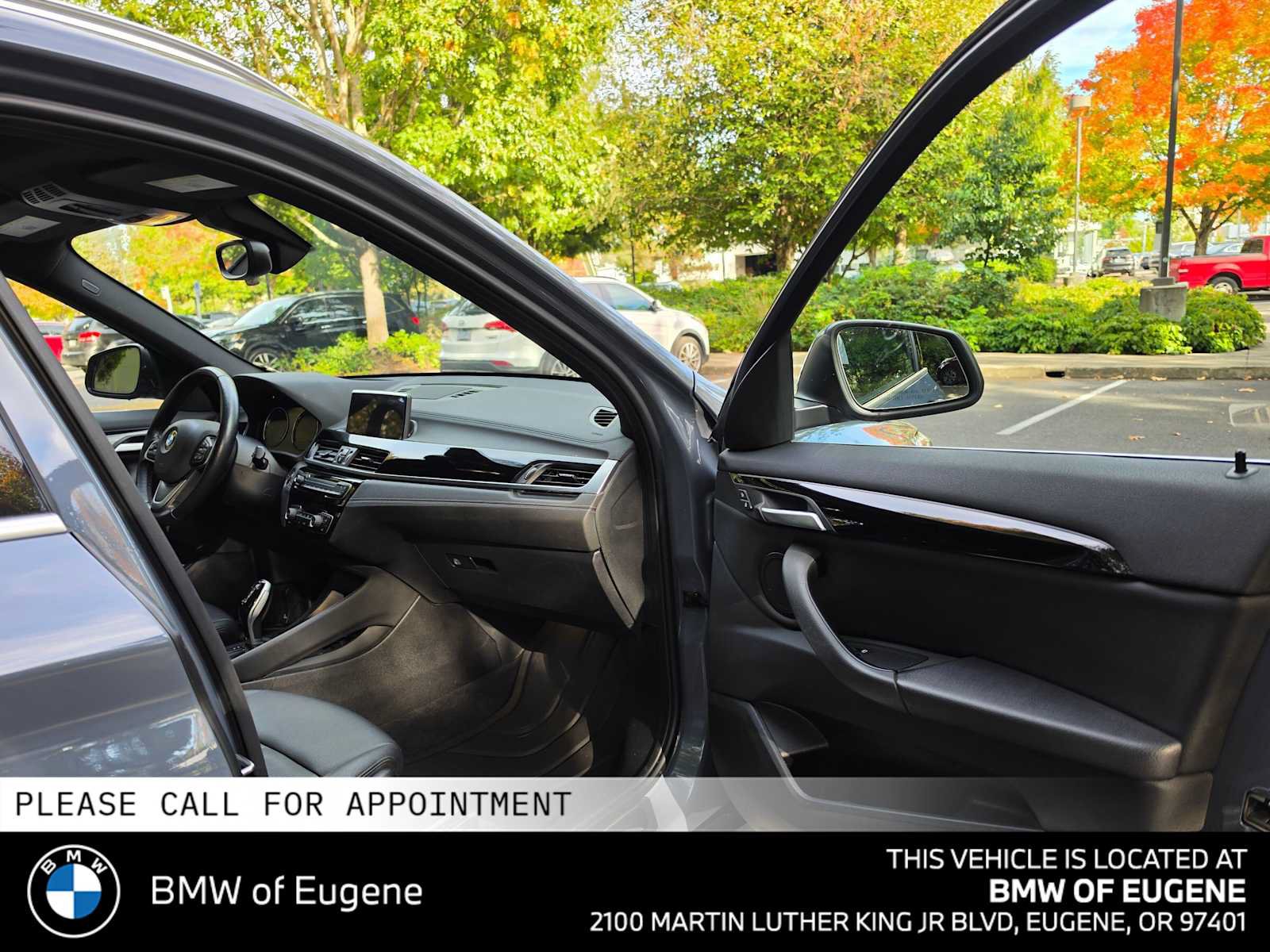 Used 2022 BMW X1 sDrive28i w/ Premium Package FWD image 11