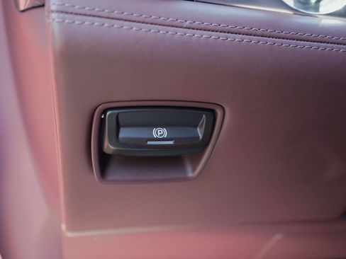 Used 2014 Porsche Panamera AWD/4WD image 15