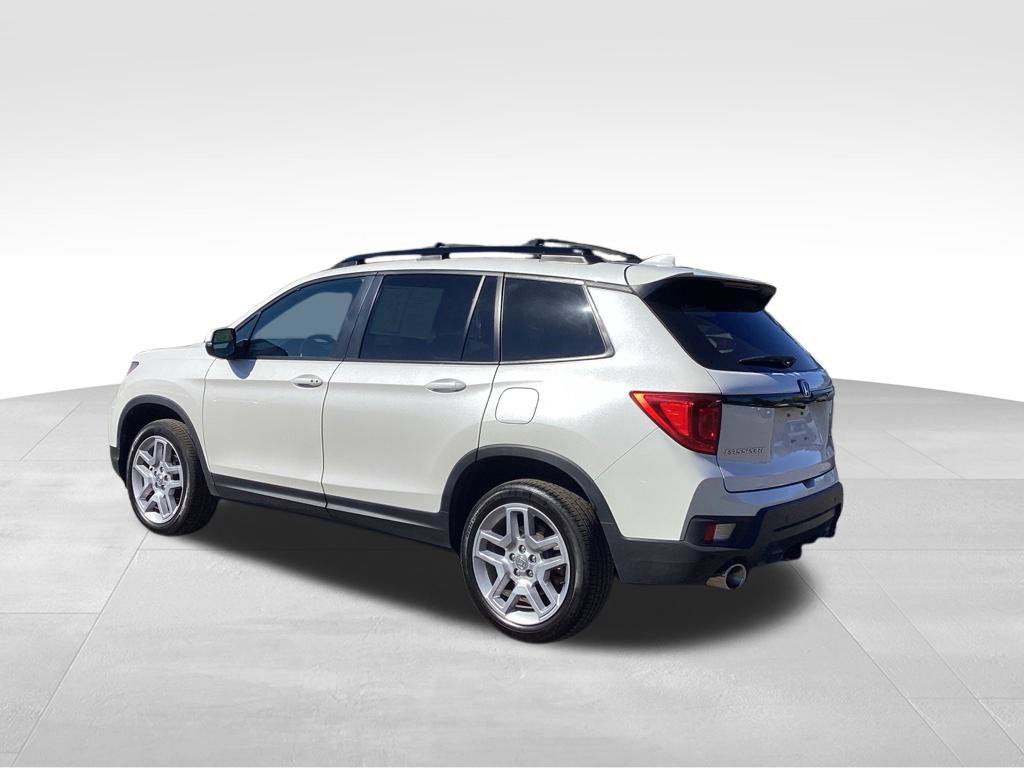Used 2024 Honda Passport EX-L image 4