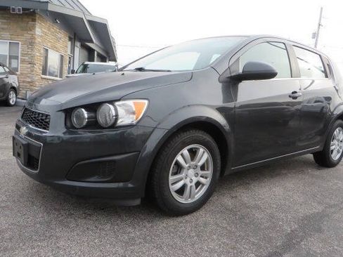 Used 2016 Chevrolet Sonic LT FWD image 5