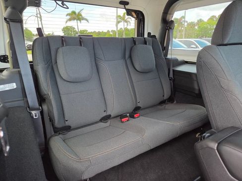 Used 2025 Jeep Wrangler Sport AWD/4WD image 16