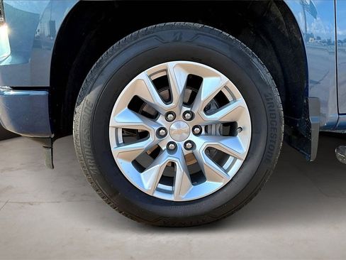 Used 2024 Chevrolet Silverado 1500 Custom image 35