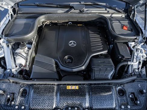 Certified 2025 Mercedes-Benz GLS 450 4MATIC image 20