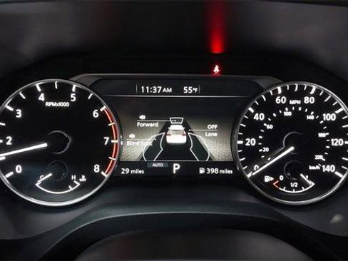 Used 2025 Nissan Rogue SV AWD/4WD image 22