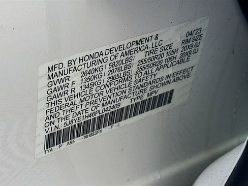 Used 2023 Acura MDX SH-AWD w/ Technology Package image 12