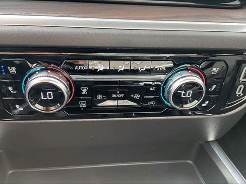 Certified 2026 GMC Sierra 1500 SLT image 56