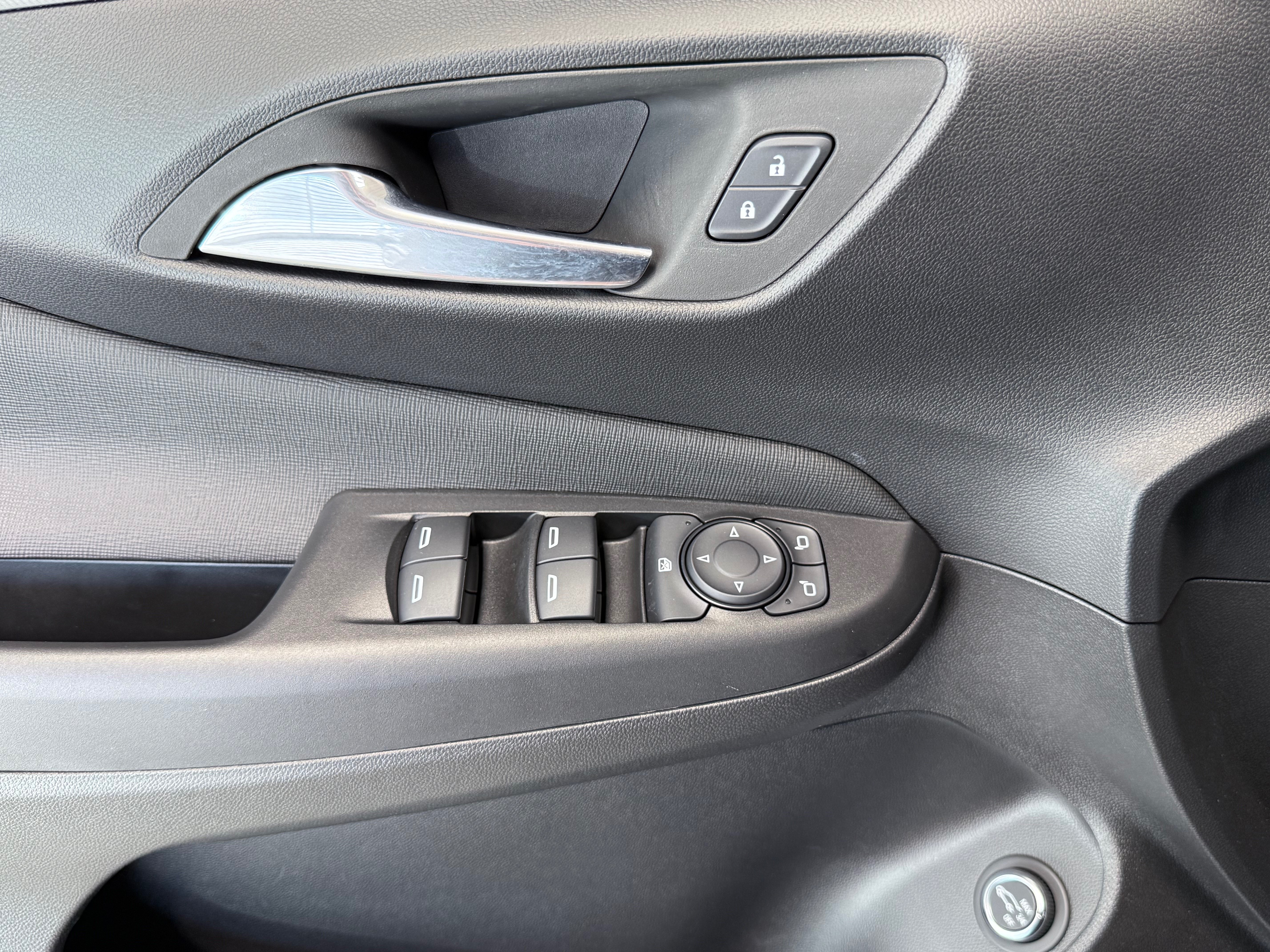 Used 2025 Buick Envista Avenir FWD image 16