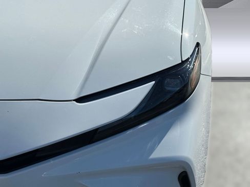 Used 2025 Toyota Camry LE image 11