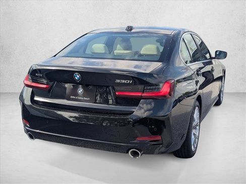 New 2026 BMW 330i xDrive Sedan w/ Convenience Package image 2