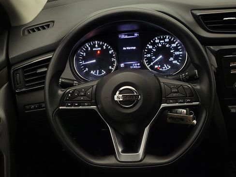 Used 2018 Nissan Rogue Sport S FWD image 22