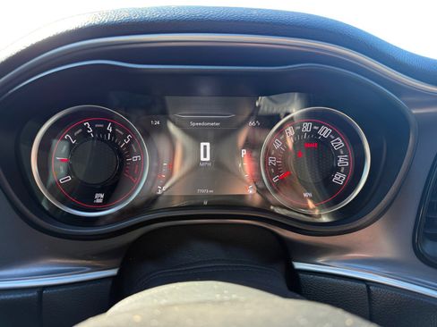 Used 2019 Dodge Challenger SXT image 11