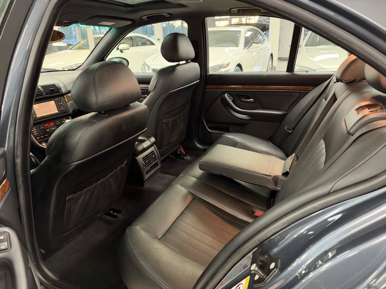 Used 2001 BMW M5 RWD image 11