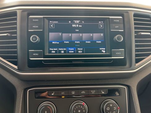 Used 2022 Volkswagen Atlas SE image 19