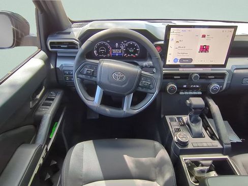 New 2026 Toyota Tacoma TRD Off-Road AWD/4WD image 20