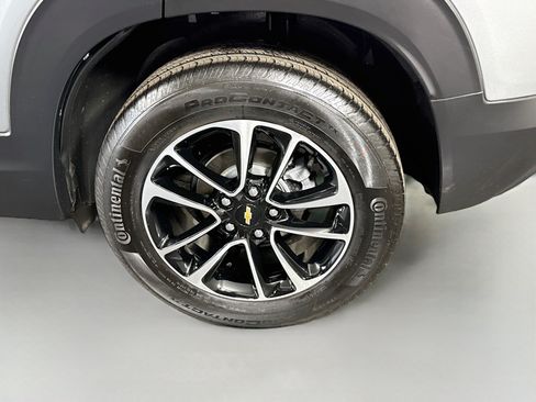 Used 2026 Chevrolet TrailBlazer LT FWD image 37
