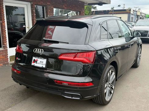 Used 2019 Audi SQ5 Premium Plus w/ Premium Plus Package AWD/4WD image 3