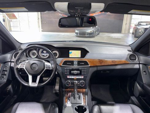 Used 2014 Mercedes-Benz C 250 Sedan image 9
