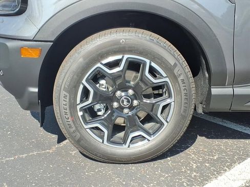 New 2025 Ford Bronco Sport Outer Banks w/ Outer Banks Tech Package+ AWD/4WD image 38