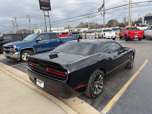 Used 2022 Dodge Challenger R/T Scat Pack w/ Plus Package image 5