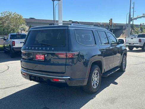 Used 2023 Jeep Wagoneer 4WD w/ Convenience Group I image 7
