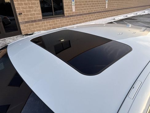 Used 2015 Porsche Panamera 4S image 38