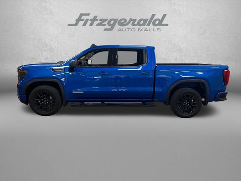 Used 2022 GMC Sierra 1500 Elevation w/ LPO, Elevation Black Package AWD/4WD image 2