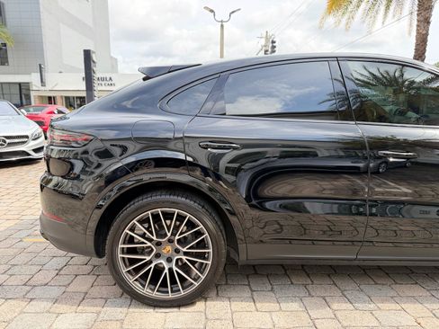 Used 2020 Porsche Cayenne S AWD/4WD image 21
