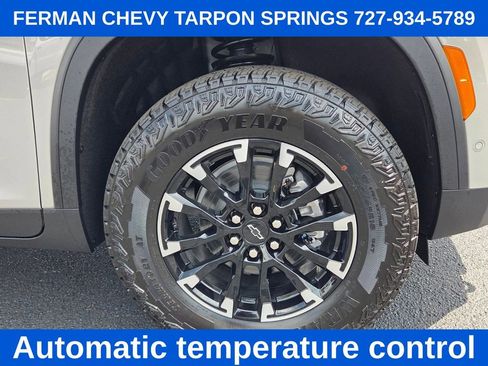 New 2026 Chevrolet Traverse Z71 w/ Enhanced Driving Package image 12