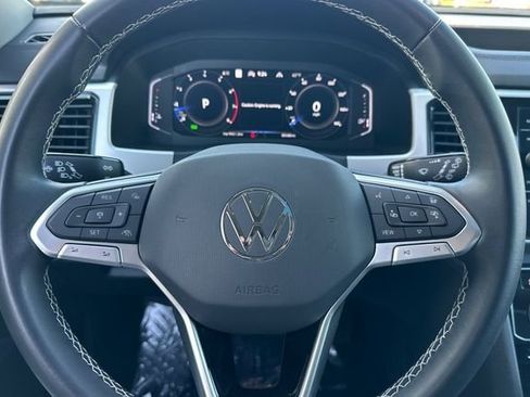 Used 2022 Volkswagen Atlas SEL image 28