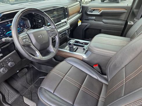 Used 2026 Chevrolet Silverado 1500 High Country w/ Midnight Edition AWD/4WD image 18