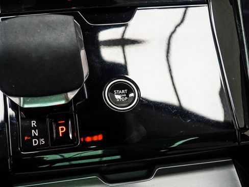 Used 2024 Land Rover Range Rover Sport Dynamic SE image 19