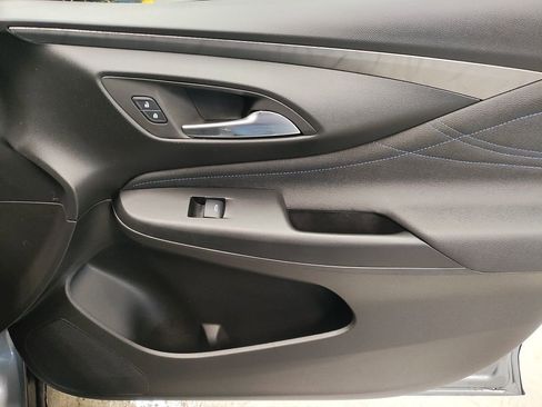 Certified 2025 Buick Envista Sport Touring w/ Convenience I Package image 10